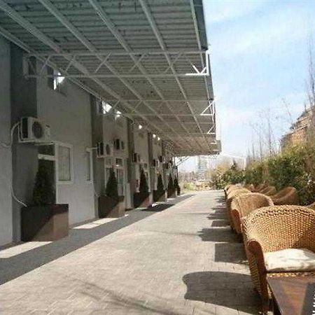 Pansion Bianko Hotel Skopje Luaran gambar