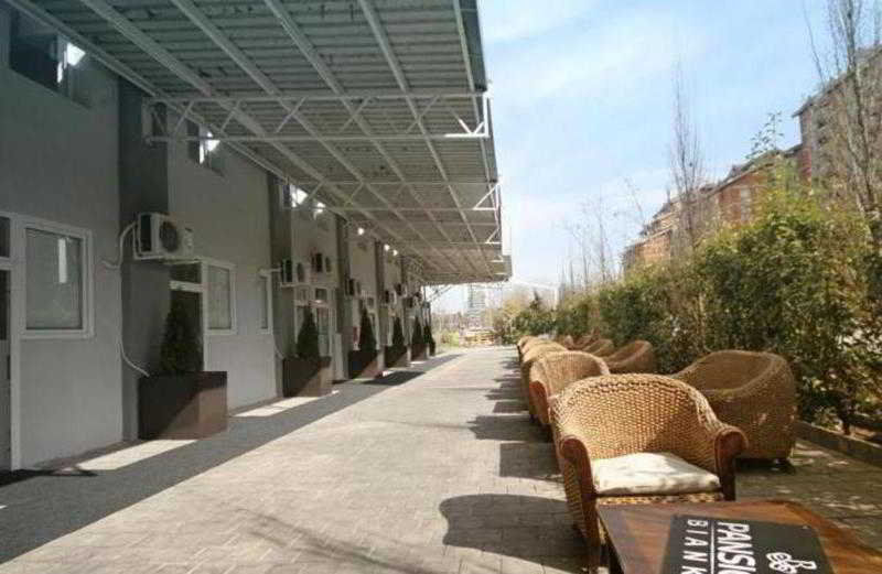 Pansion Bianko Hotel Skopje Luaran gambar